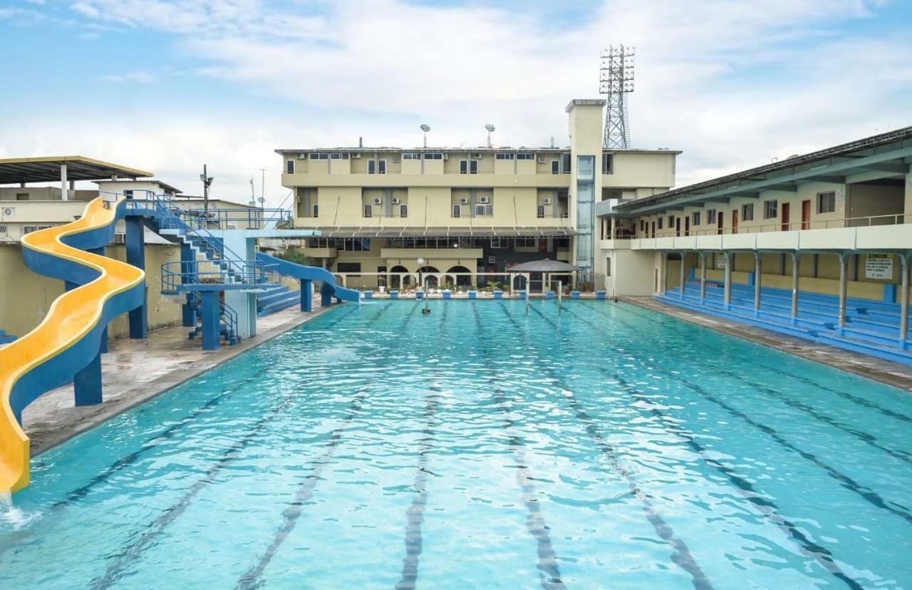 Hotel Olimpico En Quevedo Zewnętrze zdjęcie