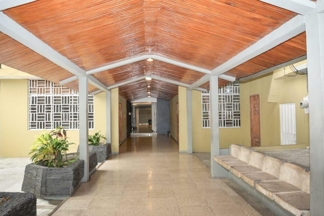 Hotel Olimpico En Quevedo Zewnętrze zdjęcie
